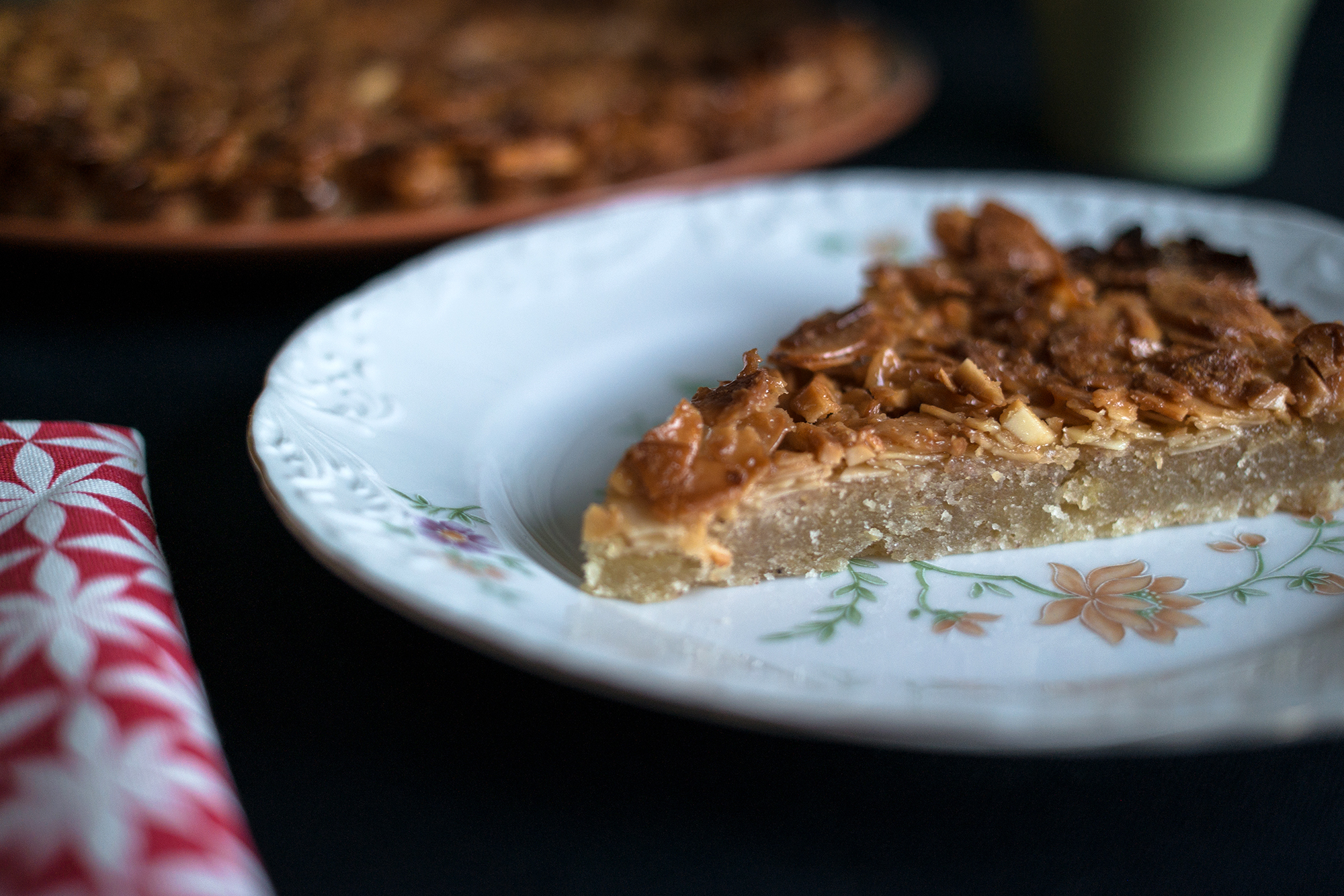 Almond pie